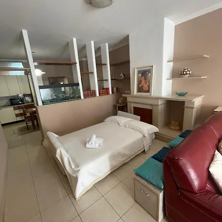 Σπίτι διακοπών Le Dimore Di Rita Stornara